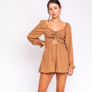 Le Lis Romper - Size Large, NEVER WORN